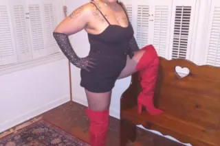 "New in Town"!!! Polish/Jewish mix Busty 36D Cuitie "Ready to Play" - Image 3