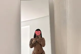 Hello, sexy girl, ready to fulfill your needs. I pay cash. - Image 2